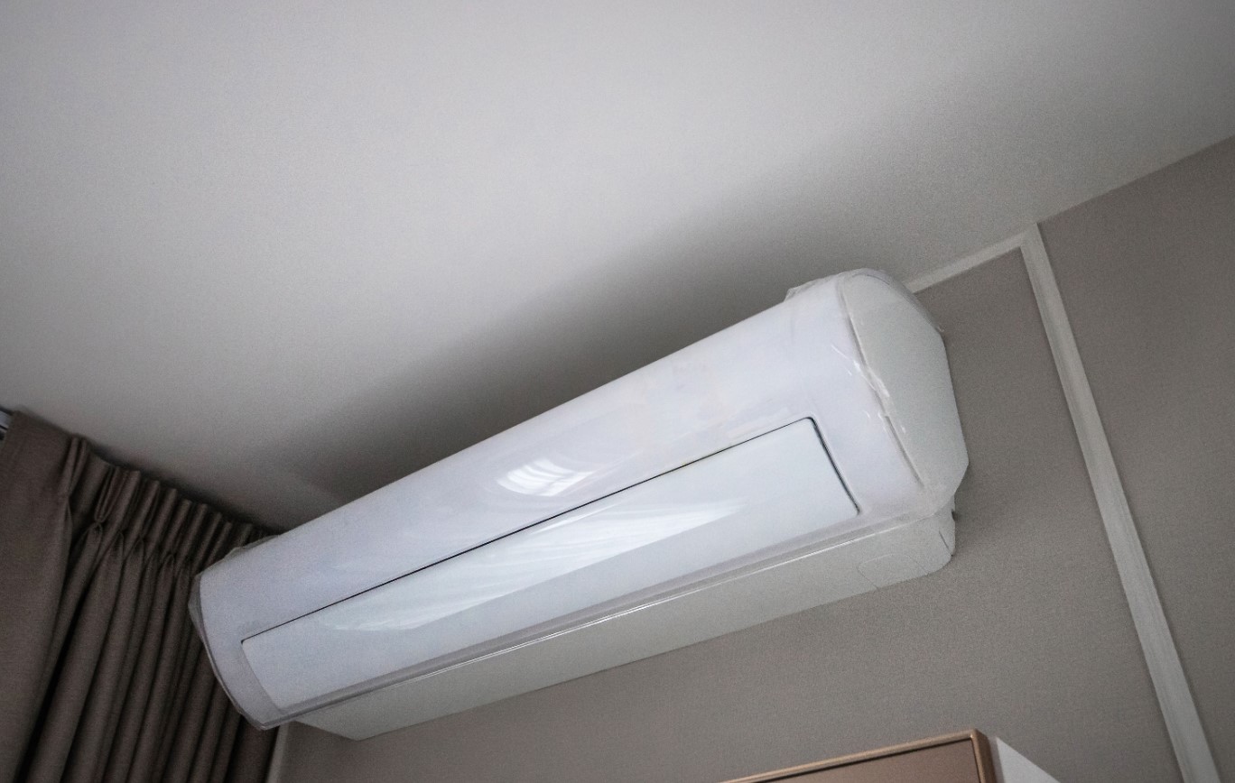 Hitachi AC Professional Installation